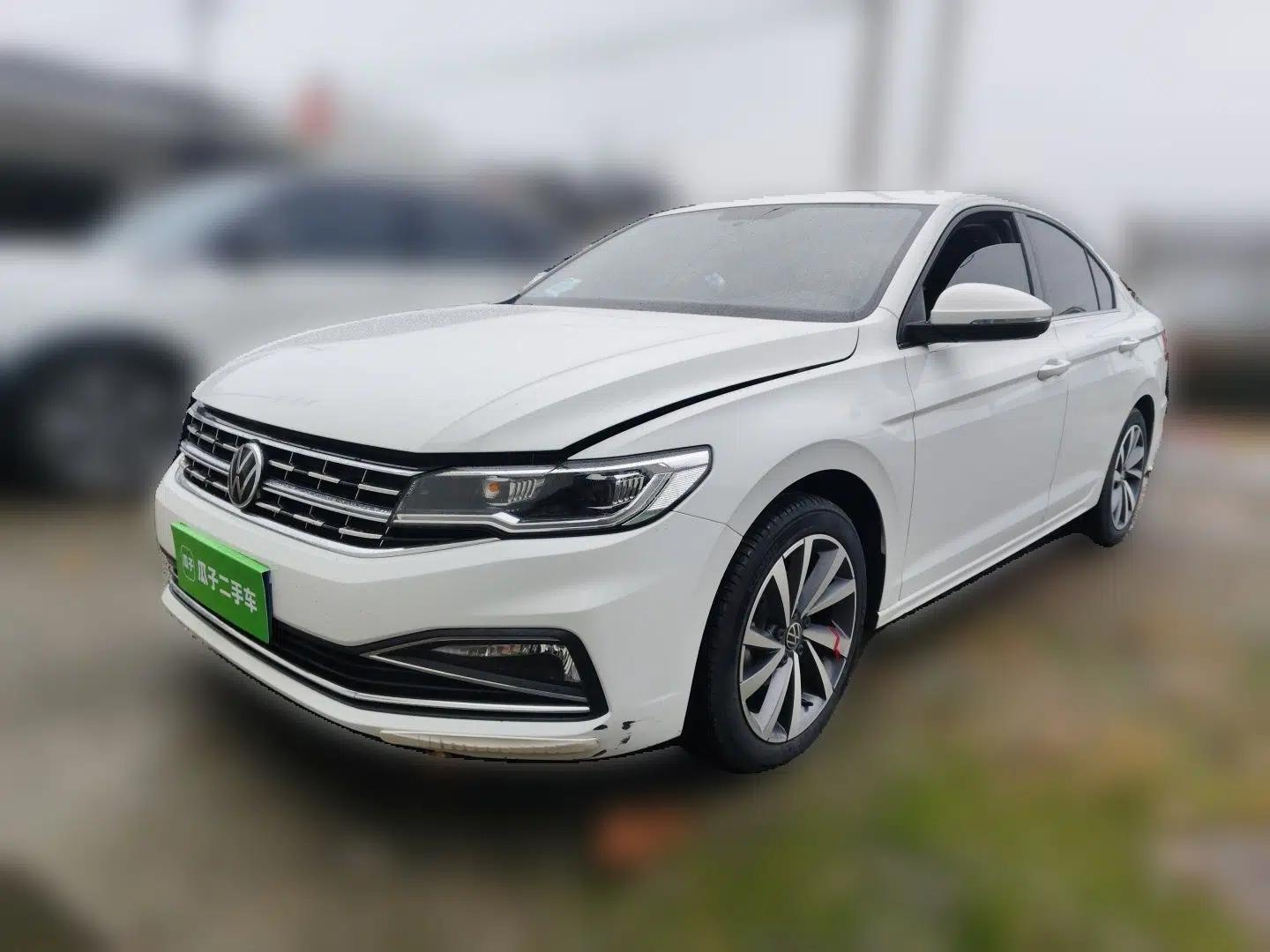 Volkswagen Bora 2021 1.5L Automatic 30th Anniversary Edition — миниатюра 1