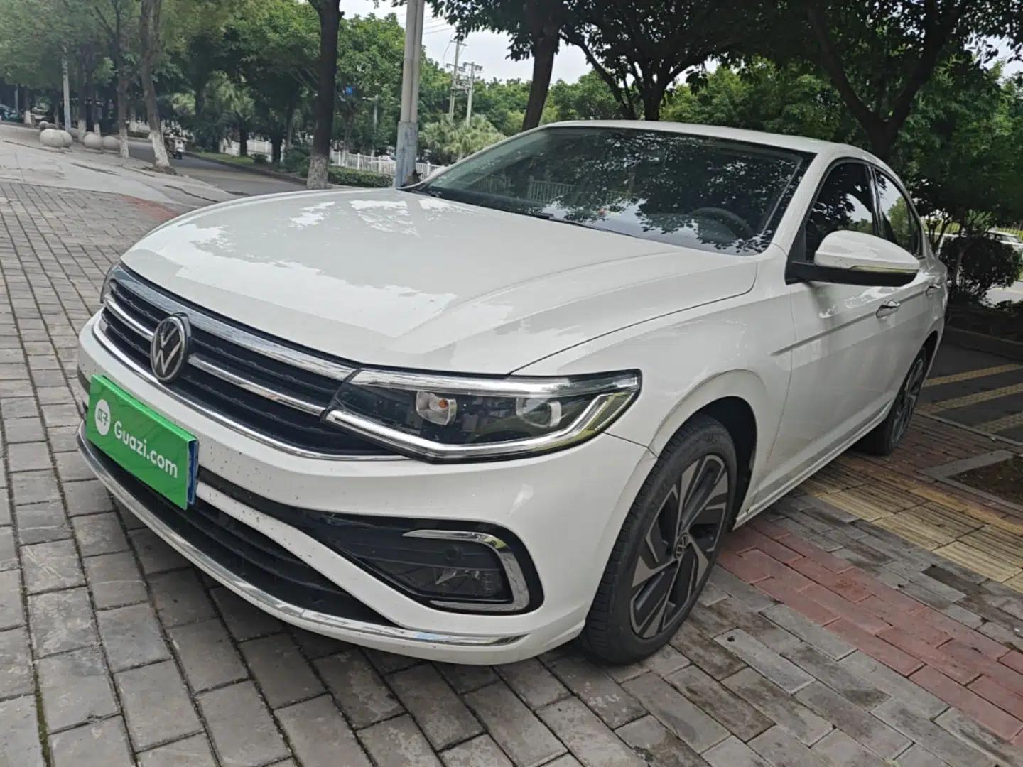 Volkswagen Bora 2023 200TSI DSG YueXing PRO Edition — миниатюра 1