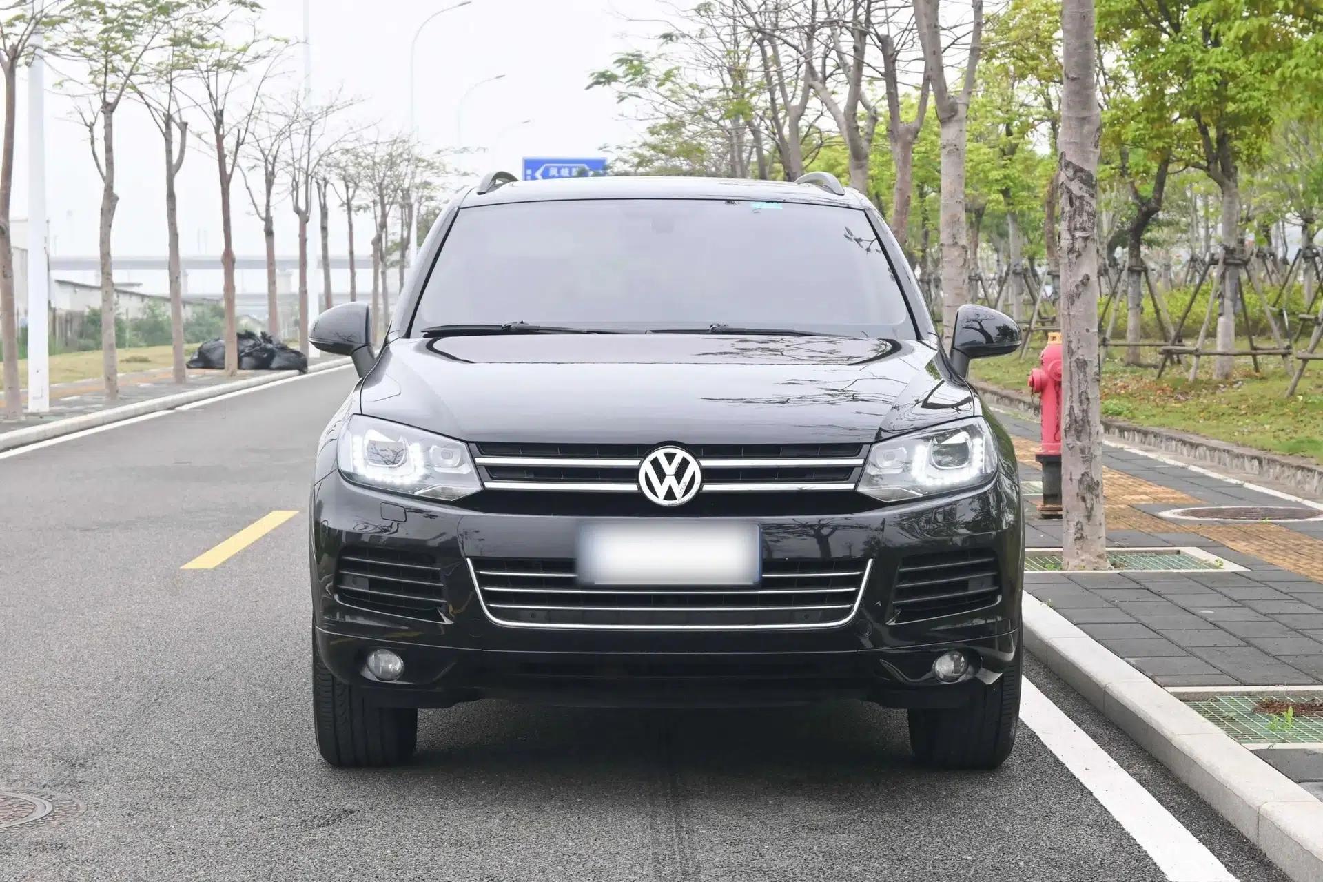 Volkswagen Touareg 2011 3.0 TSI Comfort Version — миниатюра 3