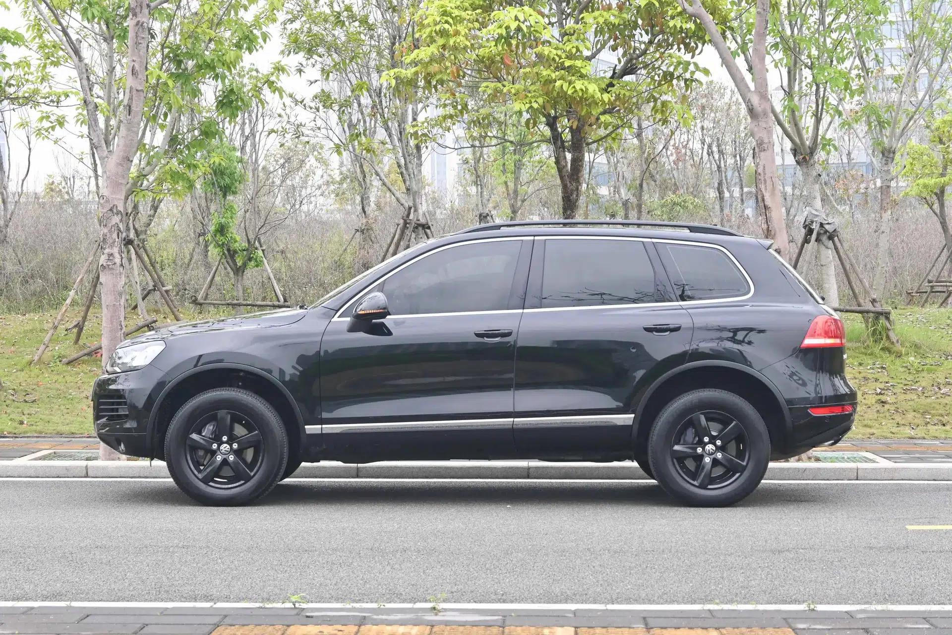 Volkswagen Touareg 2011 3.0 TSI Comfort Version — миниатюра 5