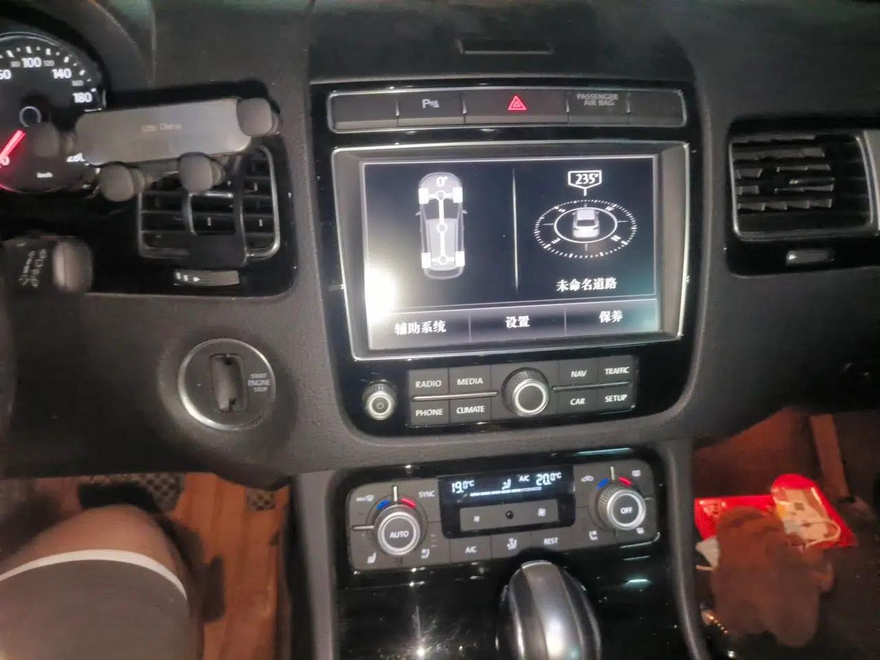 Volkswagen Touareg 2017 3.0 TSI Touareg Edition — миниатюра 14