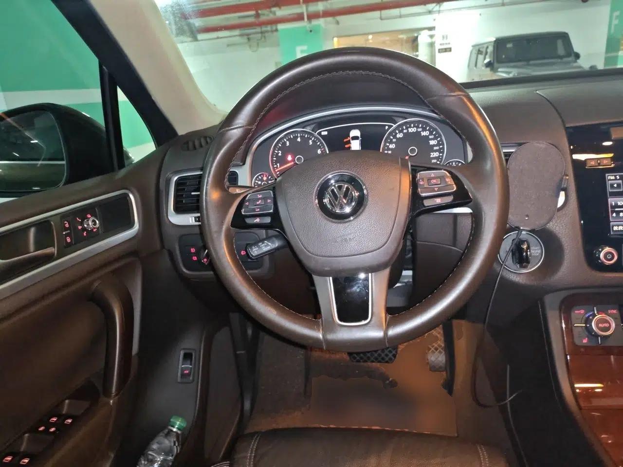 Volkswagen Touareg 2014 3.0 TSI New Edition — миниатюра 11