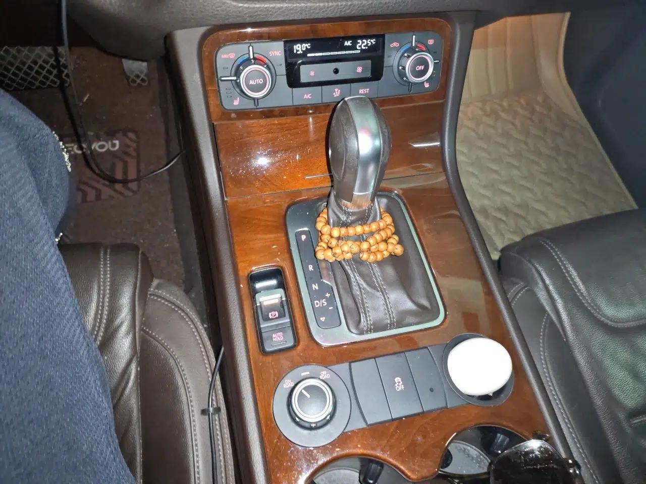 Volkswagen Touareg 2014 3.0 TSI New Edition — миниатюра 15