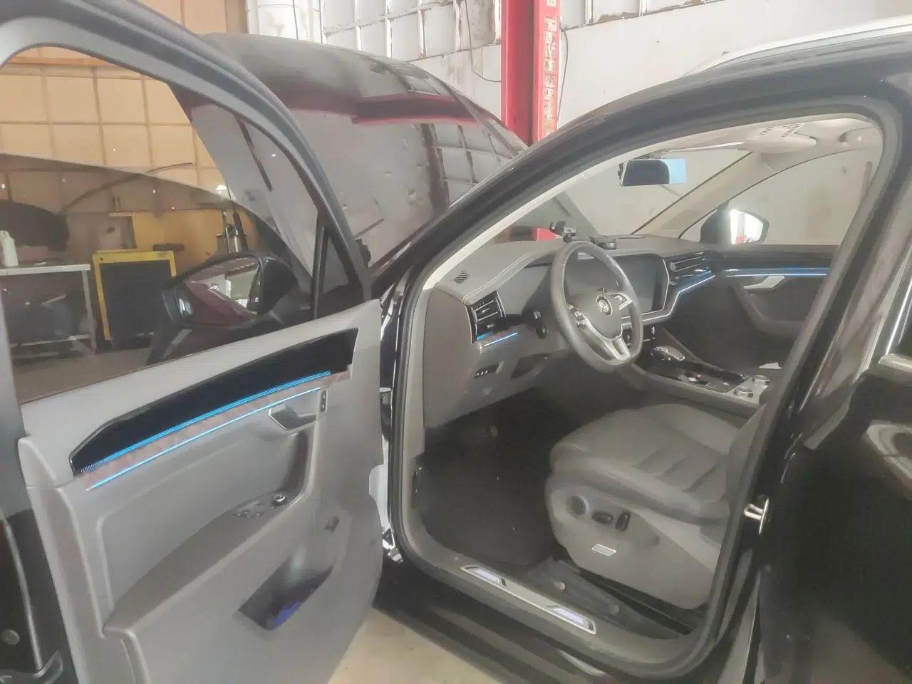 Volkswagen Touareg 2019 2.0 TSI Ruiyi Edition China V Standard — миниатюра 17