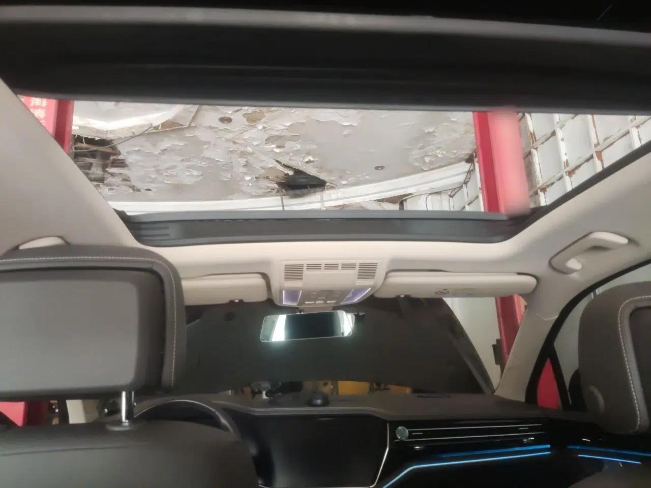Volkswagen Touareg 2019 2.0 TSI Ruiyi Edition China V Standard — миниатюра 19