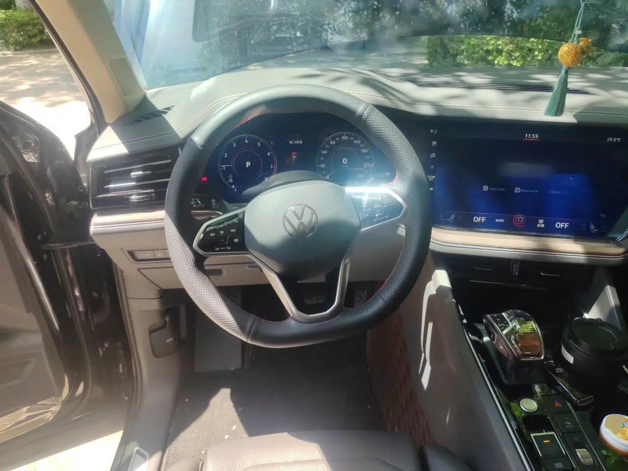 Volkswagen Touareg 2023 3.0 TSI Prestige Edition Classic Sport Package — миниатюра 11