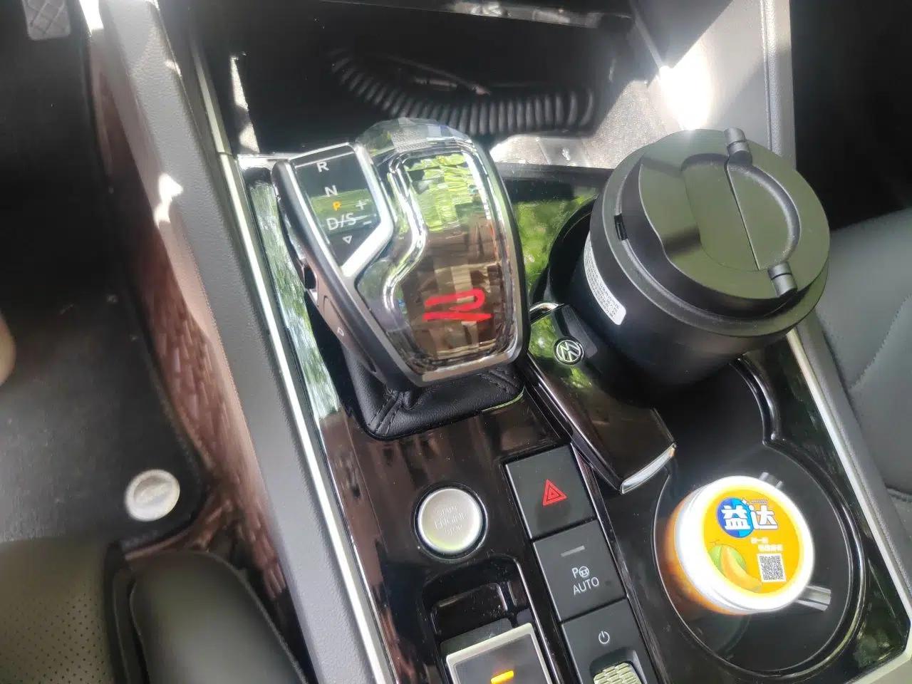 Volkswagen Touareg 2023 3.0 TSI Prestige Edition Classic Sport Package — миниатюра 15