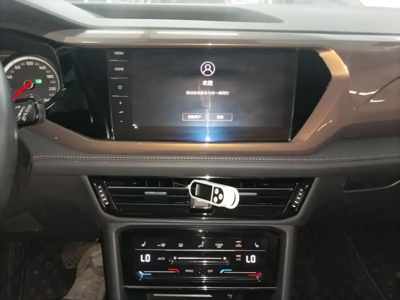 Volkswagen Tharu 2021 280TSI Two-Wheel-Drive Luxury Plus Edition — миниатюра 16