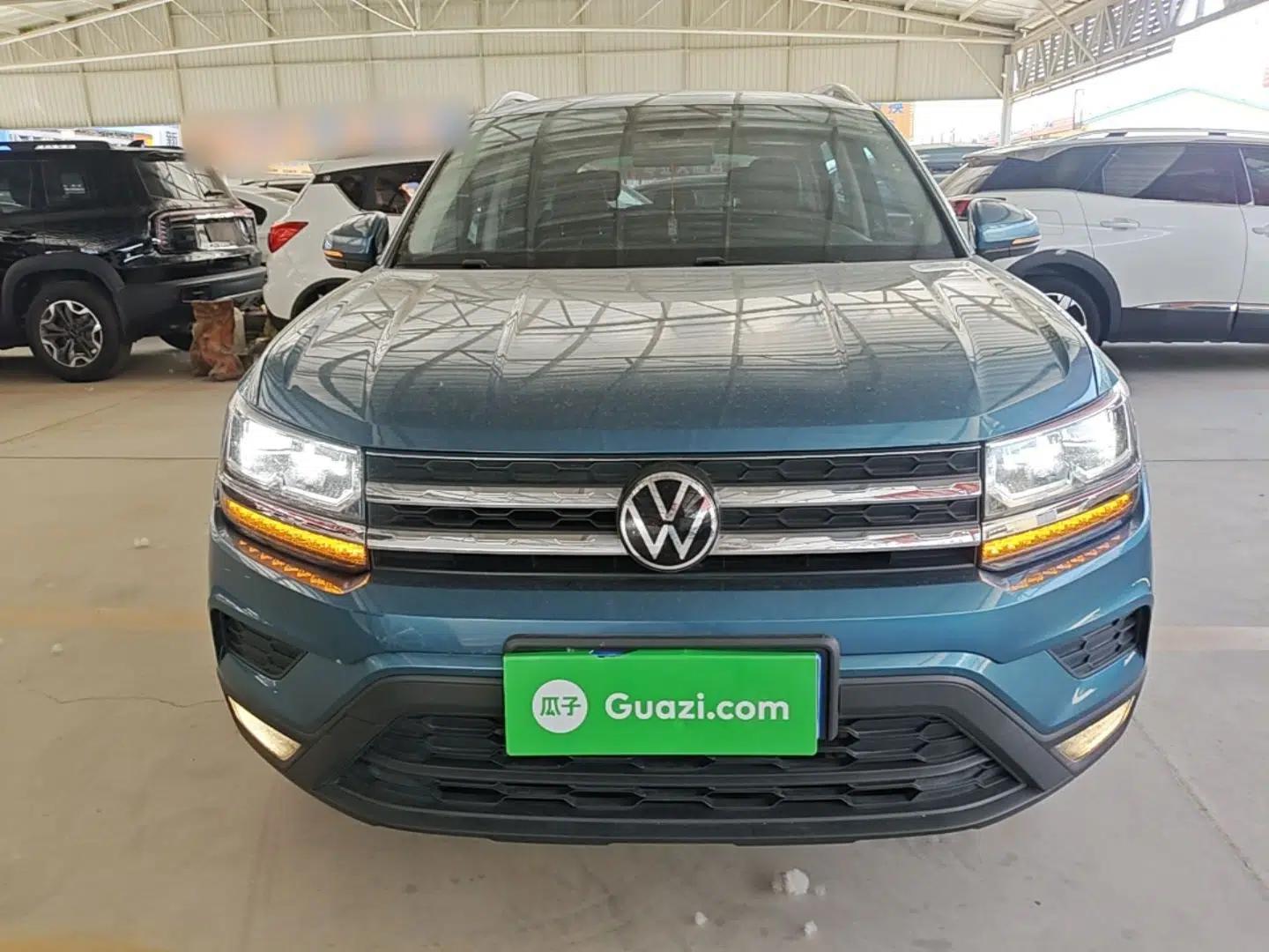 Volkswagen Tharu 2022 280TSI Two-Wheel-Drive Luxury Edition — миниатюра 2
