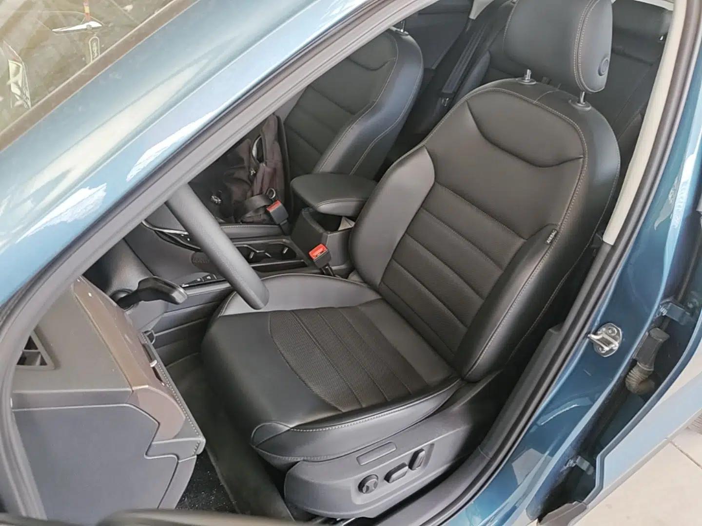 Volkswagen Tharu 2022 280TSI Two-Wheel-Drive Luxury Edition — миниатюра 18