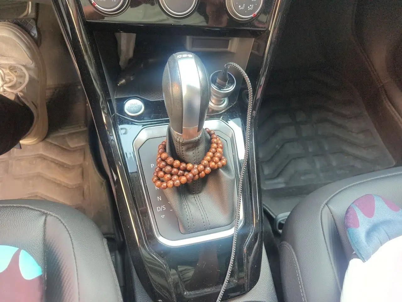 Volkswagen T-ROC 2019 280TSI DSG Two-Wheel Drive Comfort Version China VI Standard — миниатюра 11