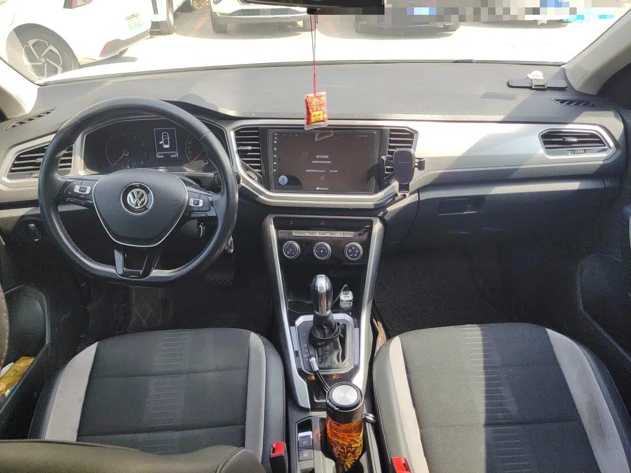 Volkswagen T-ROC 2018 230TSI DSG Two-Wheel Drive Advanced Version China V Standard — миниатюра 18