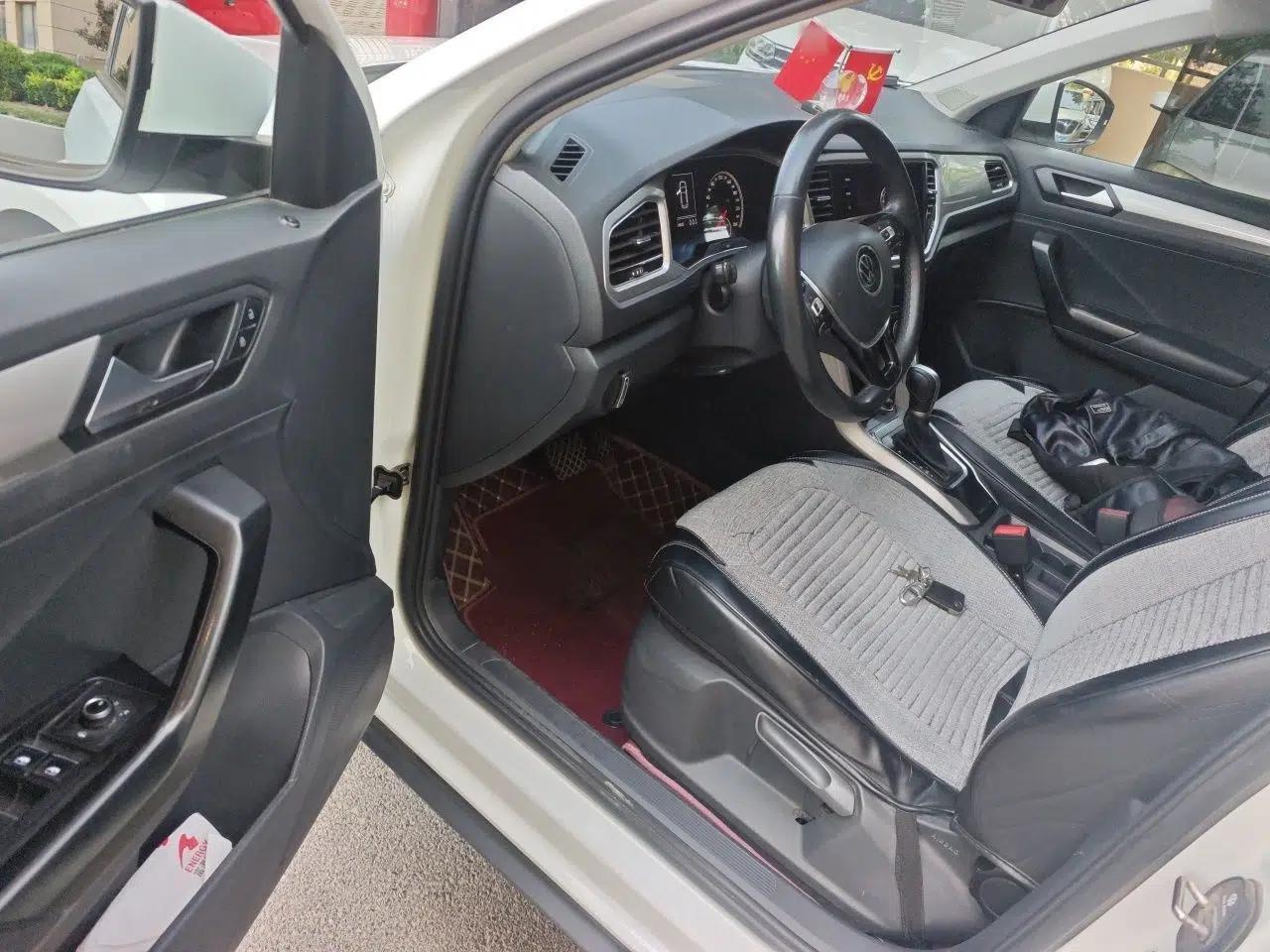 Volkswagen T-ROC 2022 280TSI DSG Two-Wheel Drive Elite PLUS — миниатюра 17