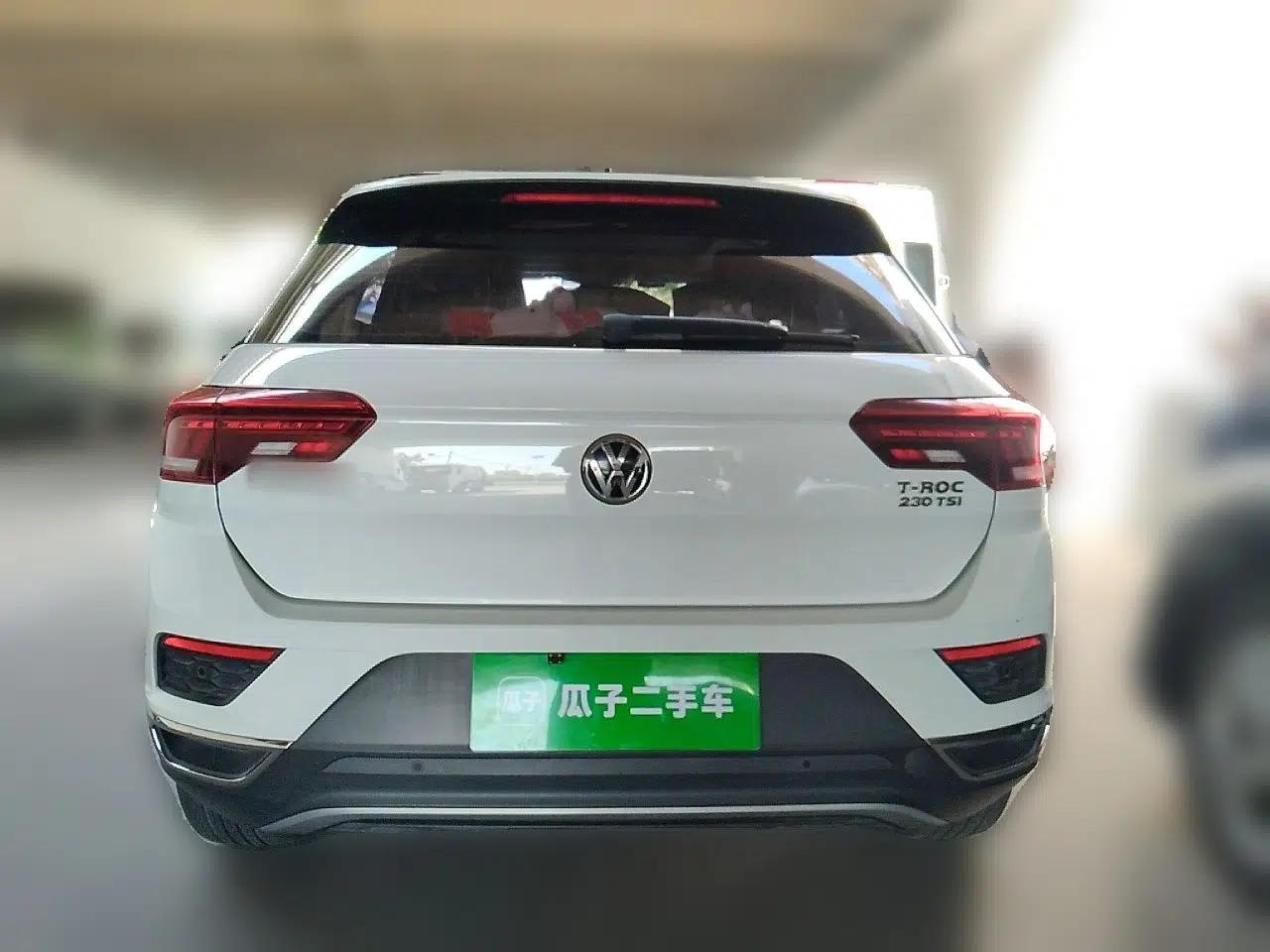 Volkswagen T-ROC 2019 230TSI DSG Two-Wheel-Drive Advanced Version China VI Standard — миниатюра 5