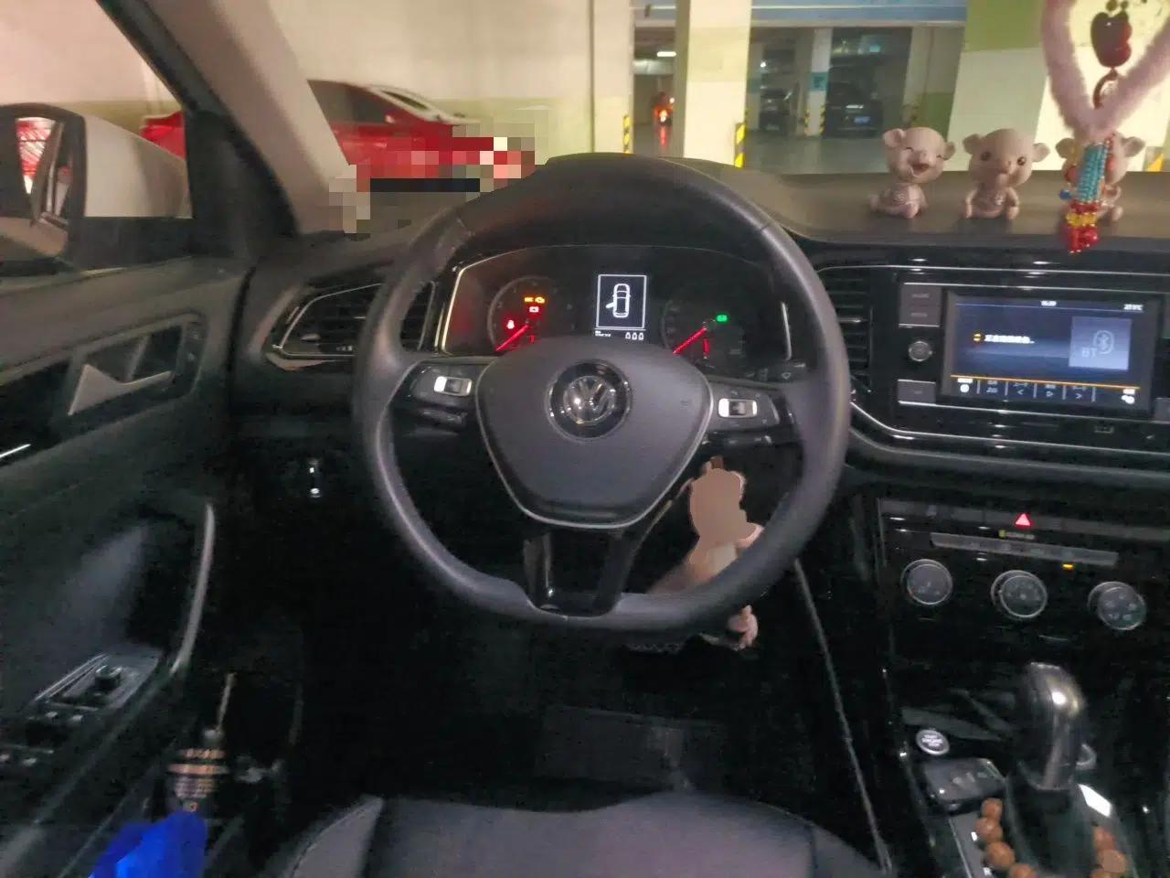Volkswagen T-ROC 2018 280TSI DSG Two-Wheel-Drive Comfort Version China V Standard — миниатюра 11