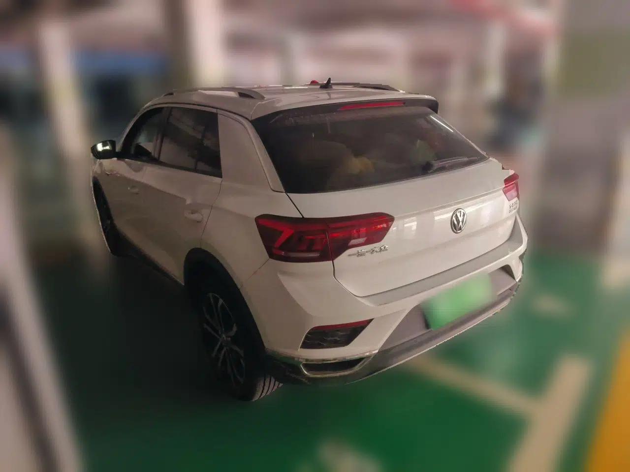 Volkswagen T-ROC 2018 280TSI DSG Two-Wheel-Drive Comfort Version China V Standard — миниатюра 4