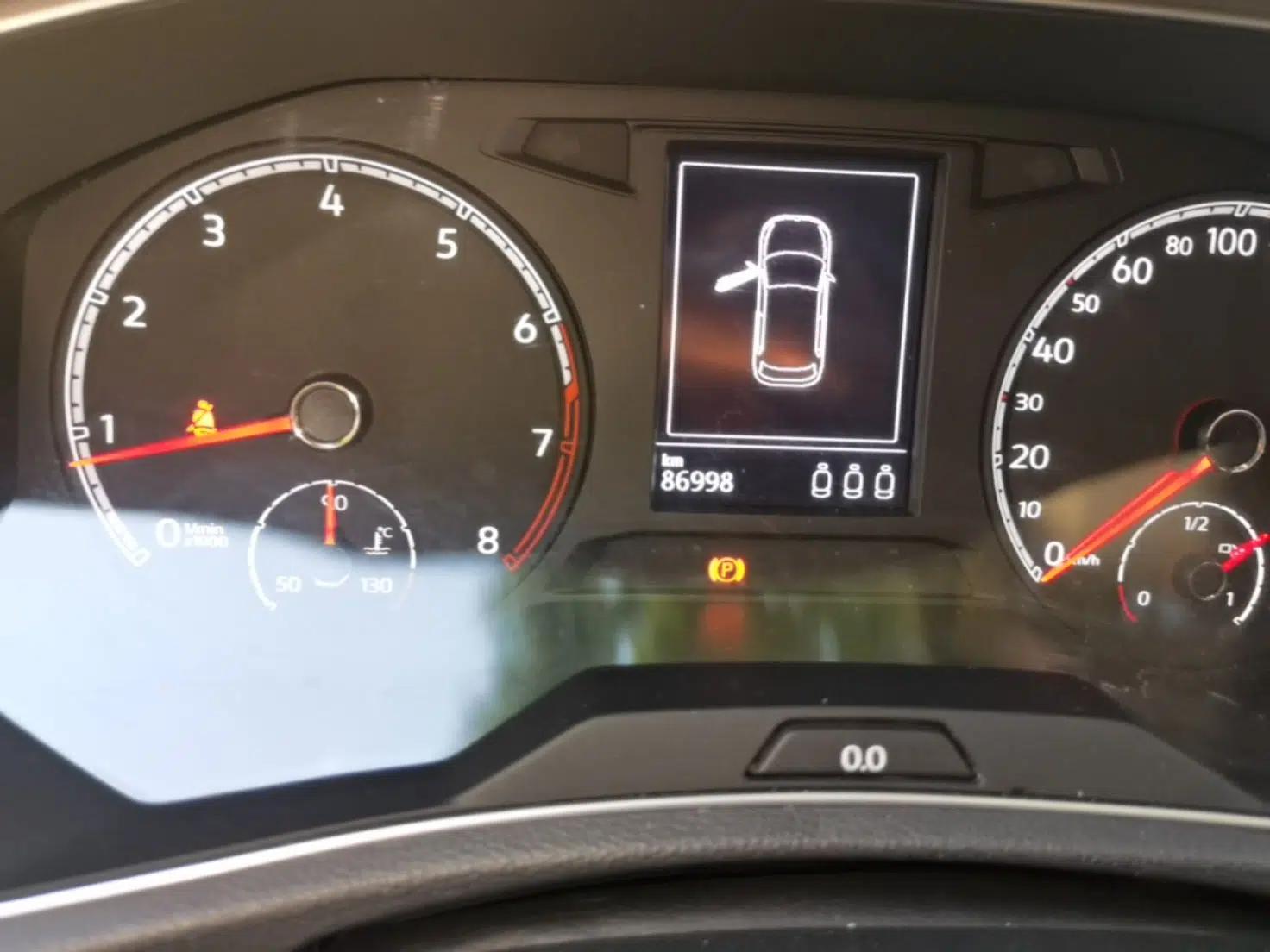 Volkswagen T-ROC 2020 230TSI DSG Two-Wheel Drive Advanced Version — миниатюра 13