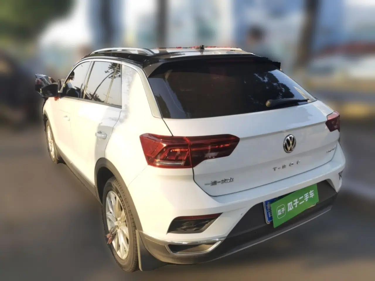 Volkswagen T-ROC 2020 230TSI DSG Two-Wheel Drive Advanced Version — миниатюра 4