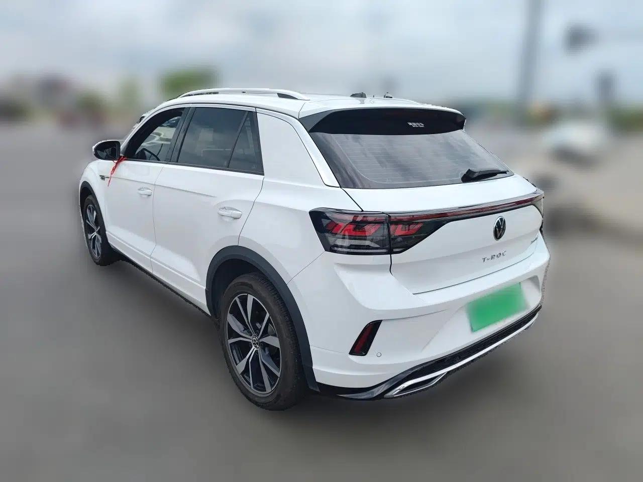 Volkswagen T-ROC 2025 300TSI DSG Two-Wheel Drive Chen Guang Edition — миниатюра 4