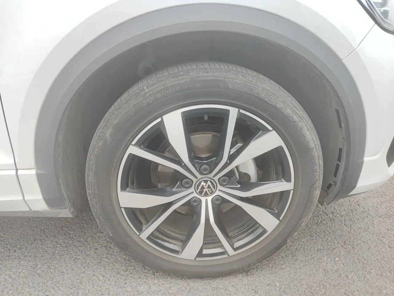 Volkswagen T-ROC 2025 300TSI DSG Two-Wheel Drive Chen Guang Edition — миниатюра 8