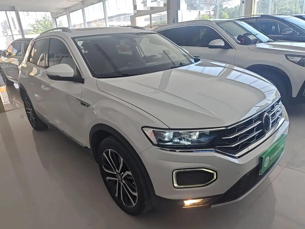 Volkswagen T-ROC 2021 280TSI DSG Two-Wheel Drive Comfort Connect Edition — миниатюра 3