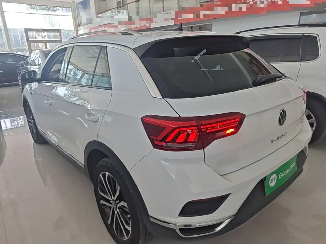 Volkswagen T-ROC 2021 280TSI DSG Two-Wheel Drive Comfort Connect Edition — миниатюра 4