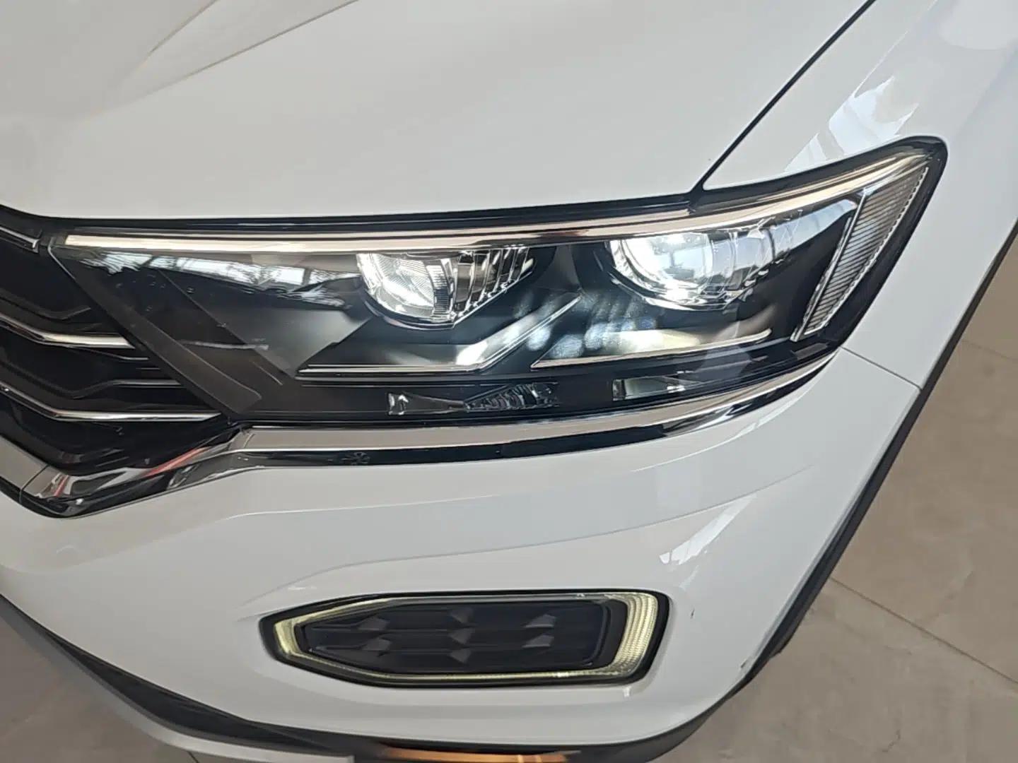 Volkswagen T-ROC 2021 280TSI DSG Two-Wheel Drive Comfort Connect Edition — миниатюра 9