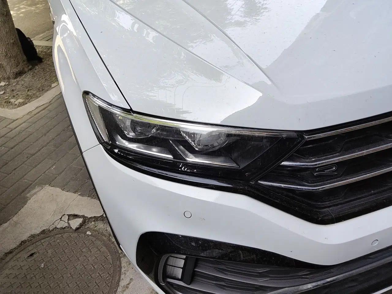 Volkswagen T-ROC 2022 280TSI DSG Two-Wheel Drive R-Line Pro PLUS — миниатюра 7