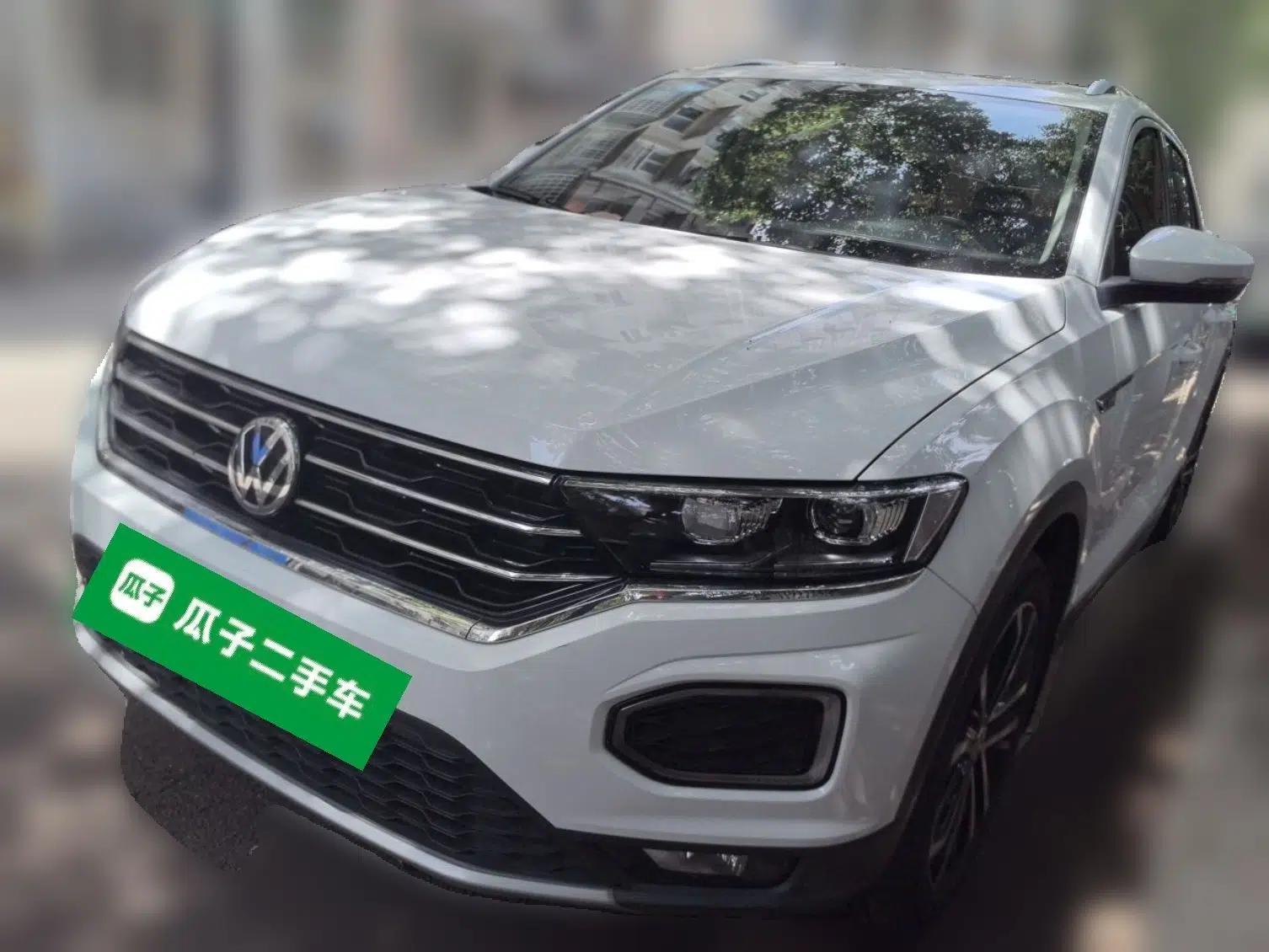 Volkswagen T-ROC 2020 280TSI DSG Two-Wheel Drive Comfort Version — миниатюра 1