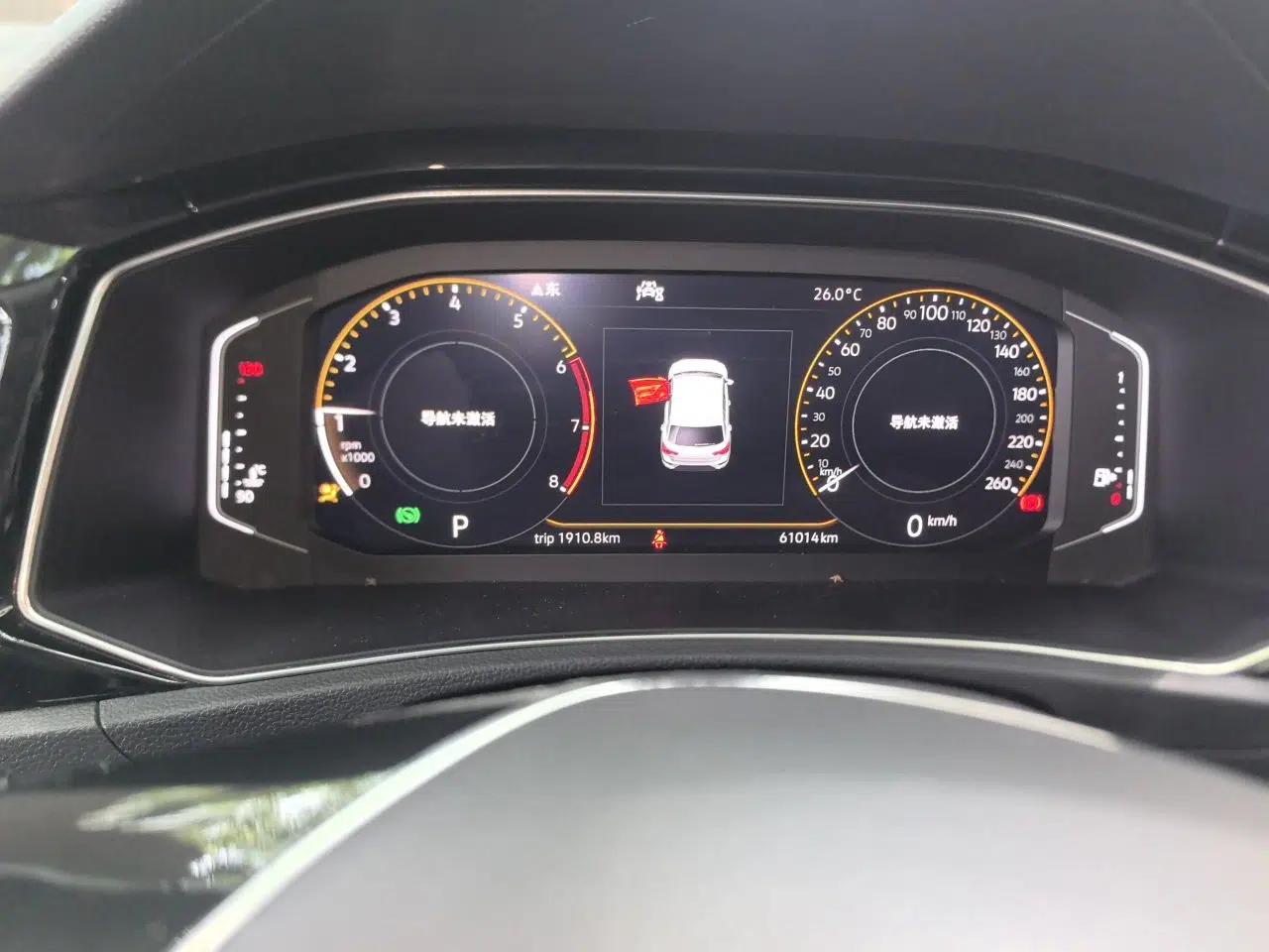 Volkswagen T-ROC 2020 280TSI DSG Two-Wheel Drive Comfort Version — миниатюра 12