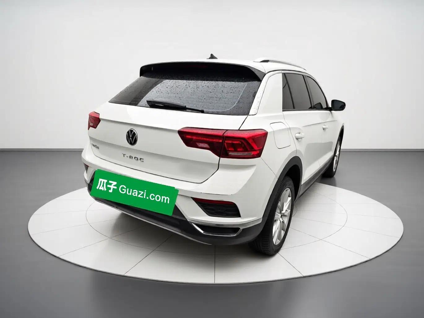 Volkswagen T-ROC 2022 280TSI DSG Two-Wheel Drive Elite PLUS — миниатюра 6