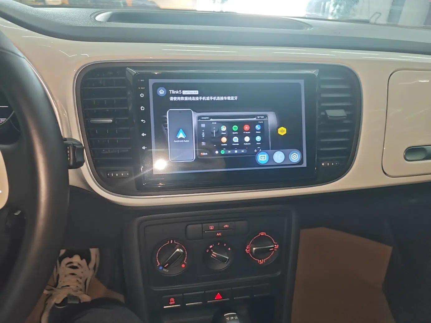 Volkswagen Beetle 2015 180TSI model — миниатюра 16