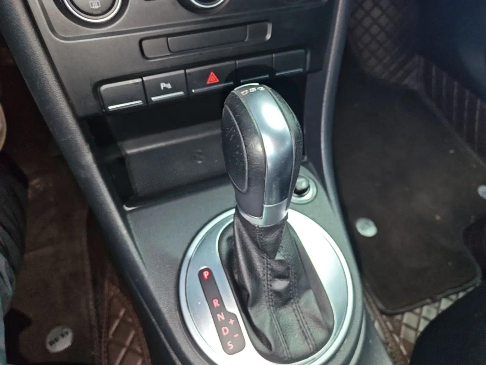 Volkswagen Beetle 2015 180TSI model — миниатюра 17