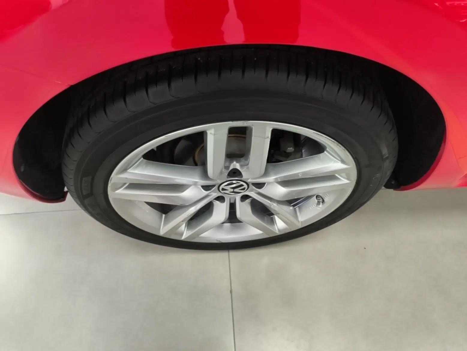 Volkswagen Beetle 2015 280TSI — миниатюра 10