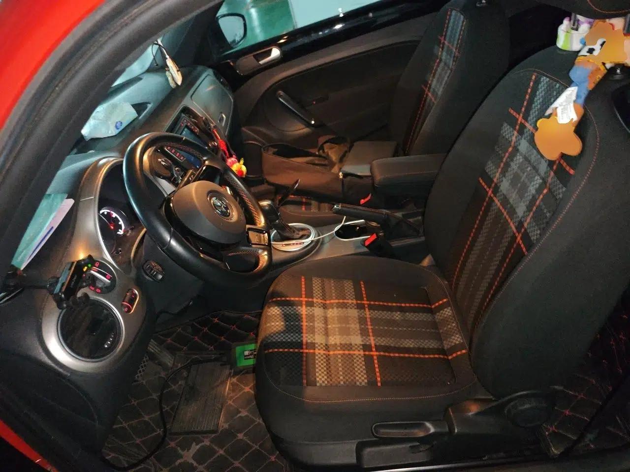 Volkswagen Beetle 2016 180TSI Club Edition — миниатюра 16