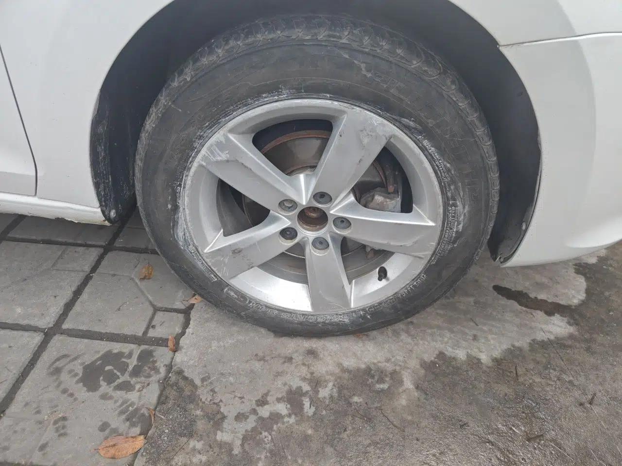 Volkswagen Santana 2015 1.6L Manual Comfort Edition — миниатюра 8