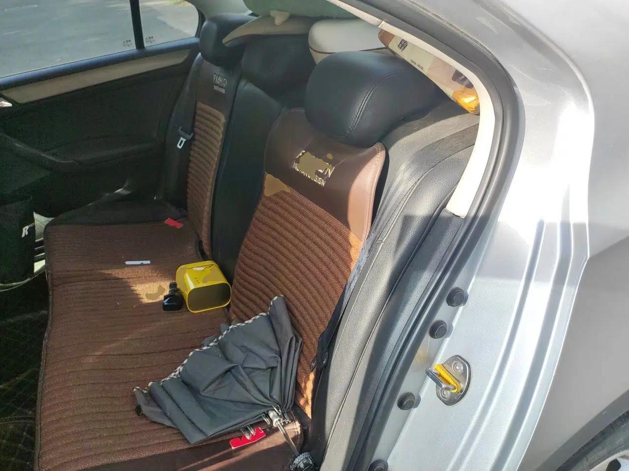 Volkswagen Santana 2015 1.6L Manual Comfort Edition — миниатюра 18