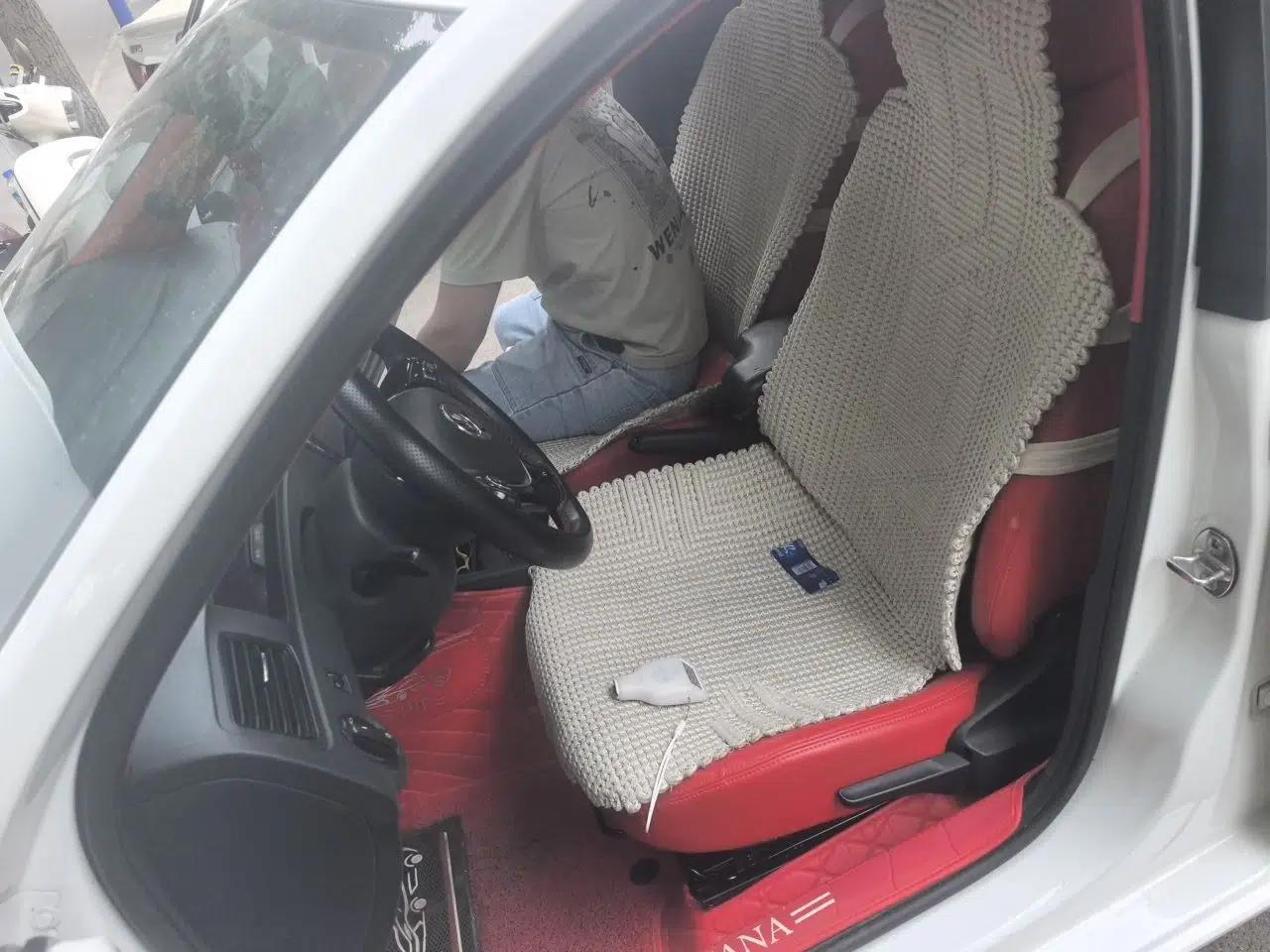 Volkswagen Santana 2016 1.6L Manual Fashion Edition — миниатюра 16