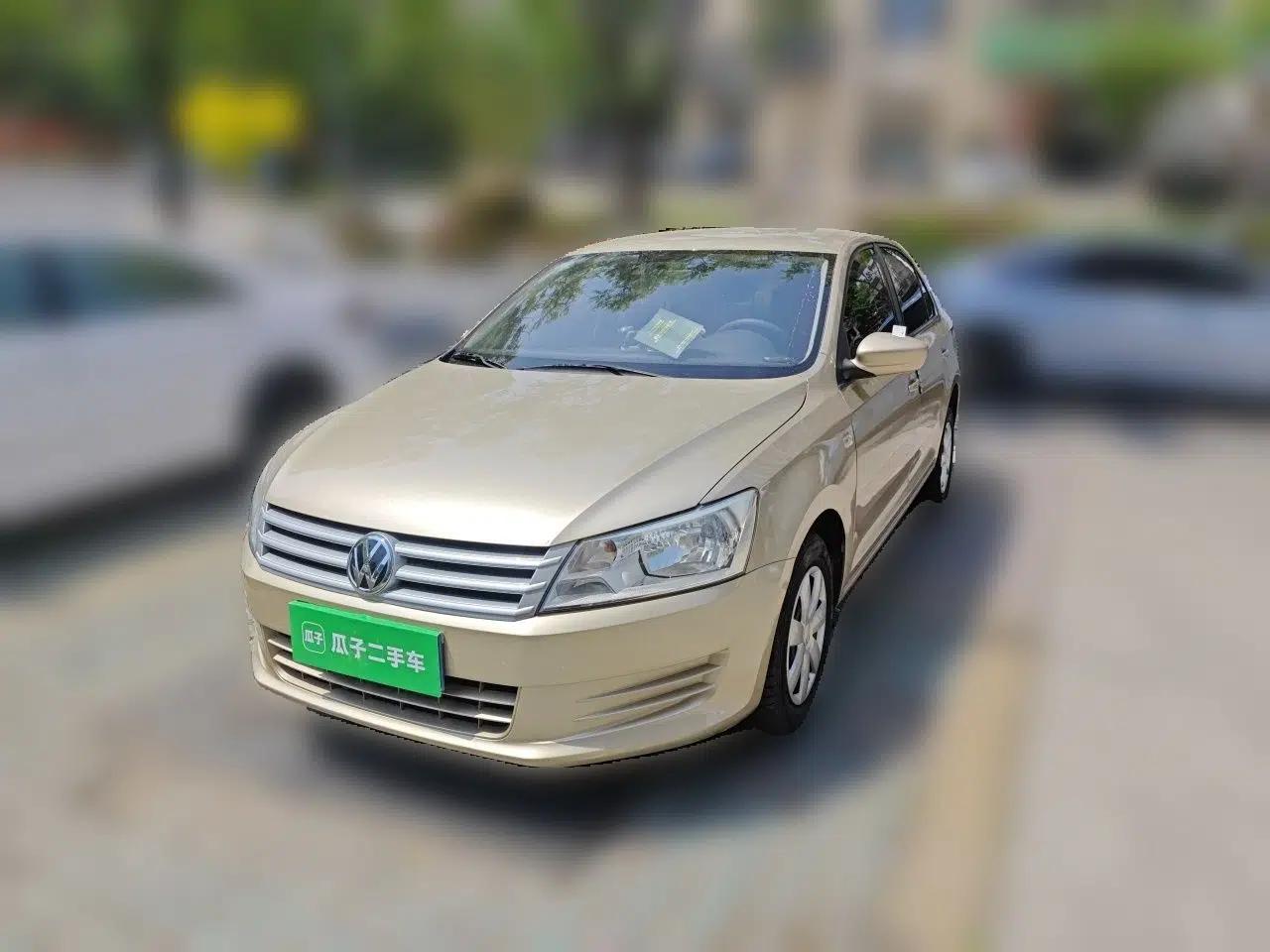 Volkswagen Santana 2013 1.6L Automatic Fashion Edition — миниатюра 1