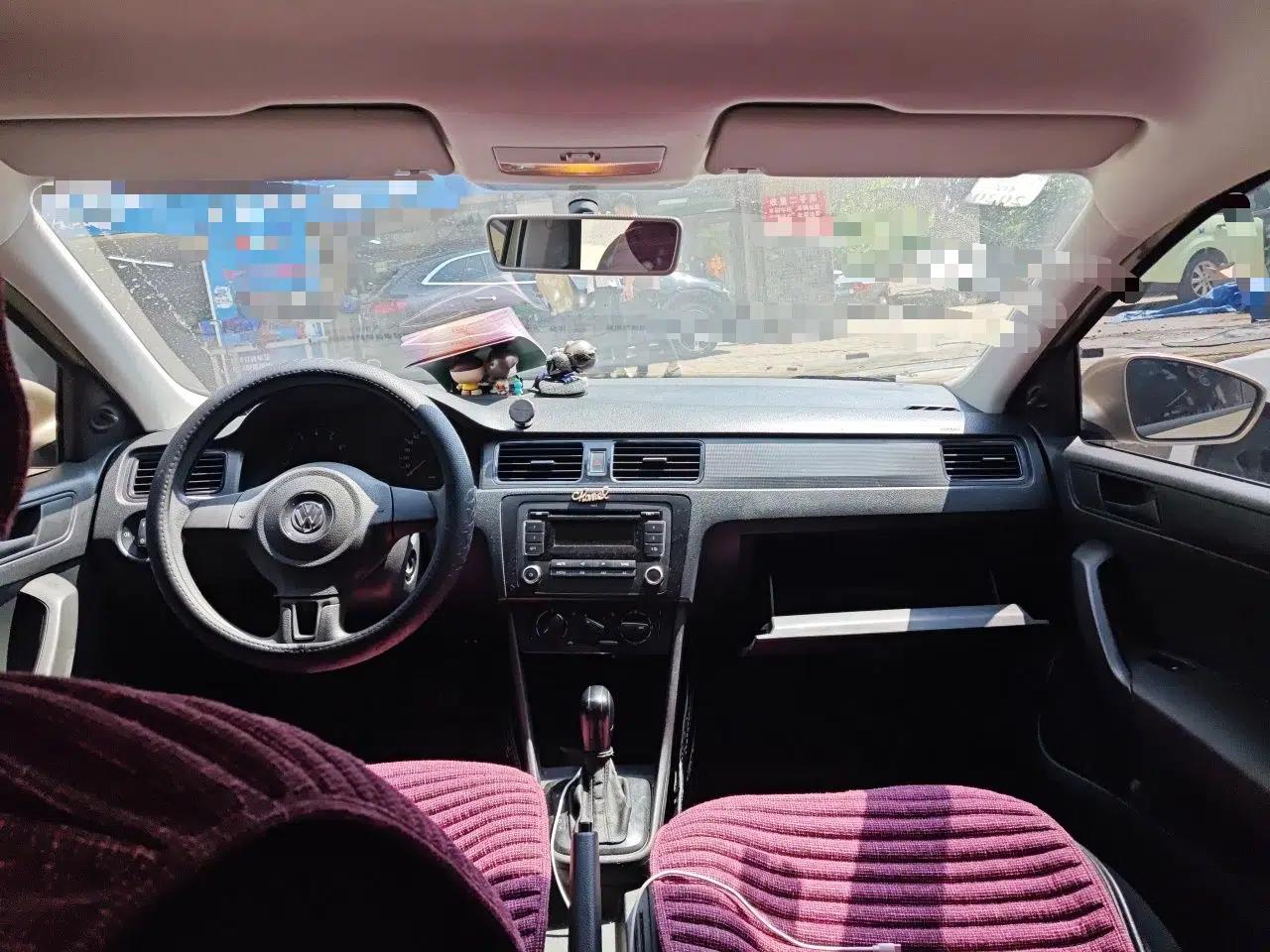 Volkswagen Santana 2013 1.6L Automatic Fashion Edition — миниатюра 19