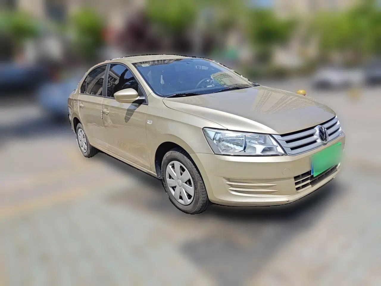 Volkswagen Santana 2013 1.6L Automatic Fashion Edition — миниатюра 3