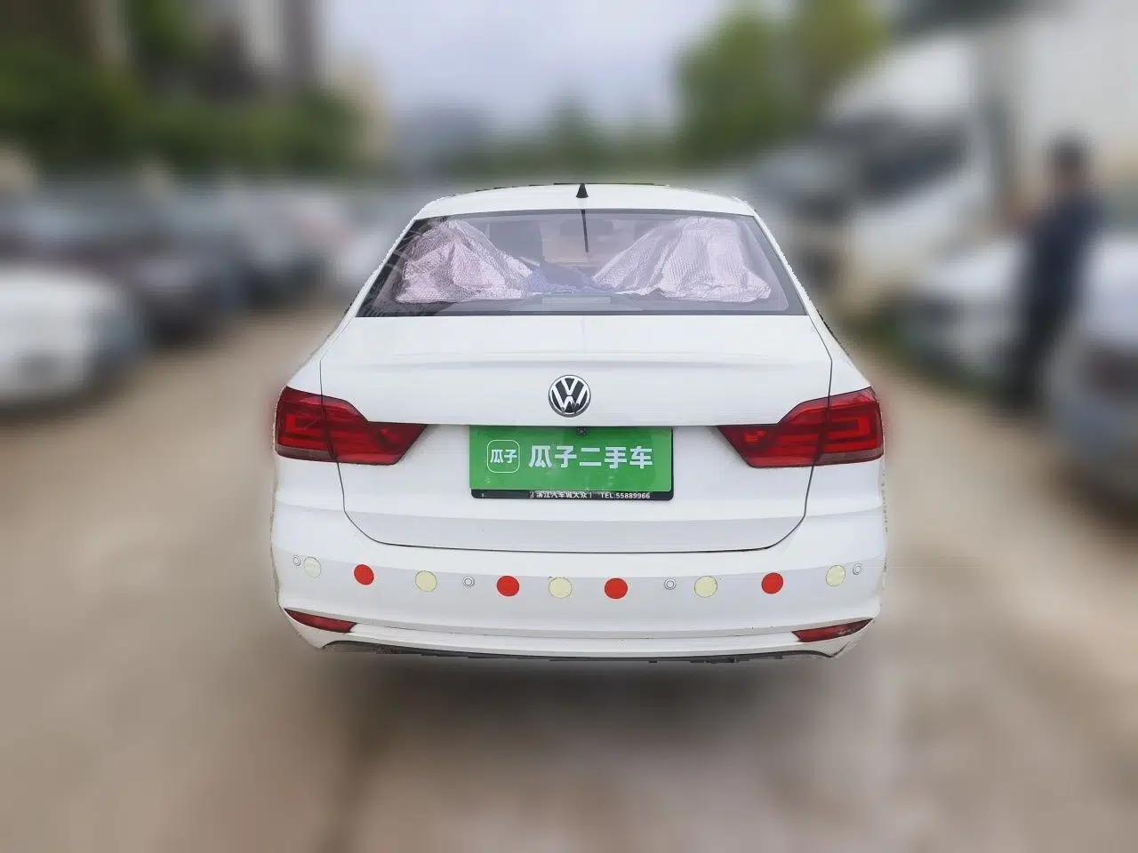 Volkswagen Santana 2016 1.6L Manual Fashion Edition — миниатюра 5