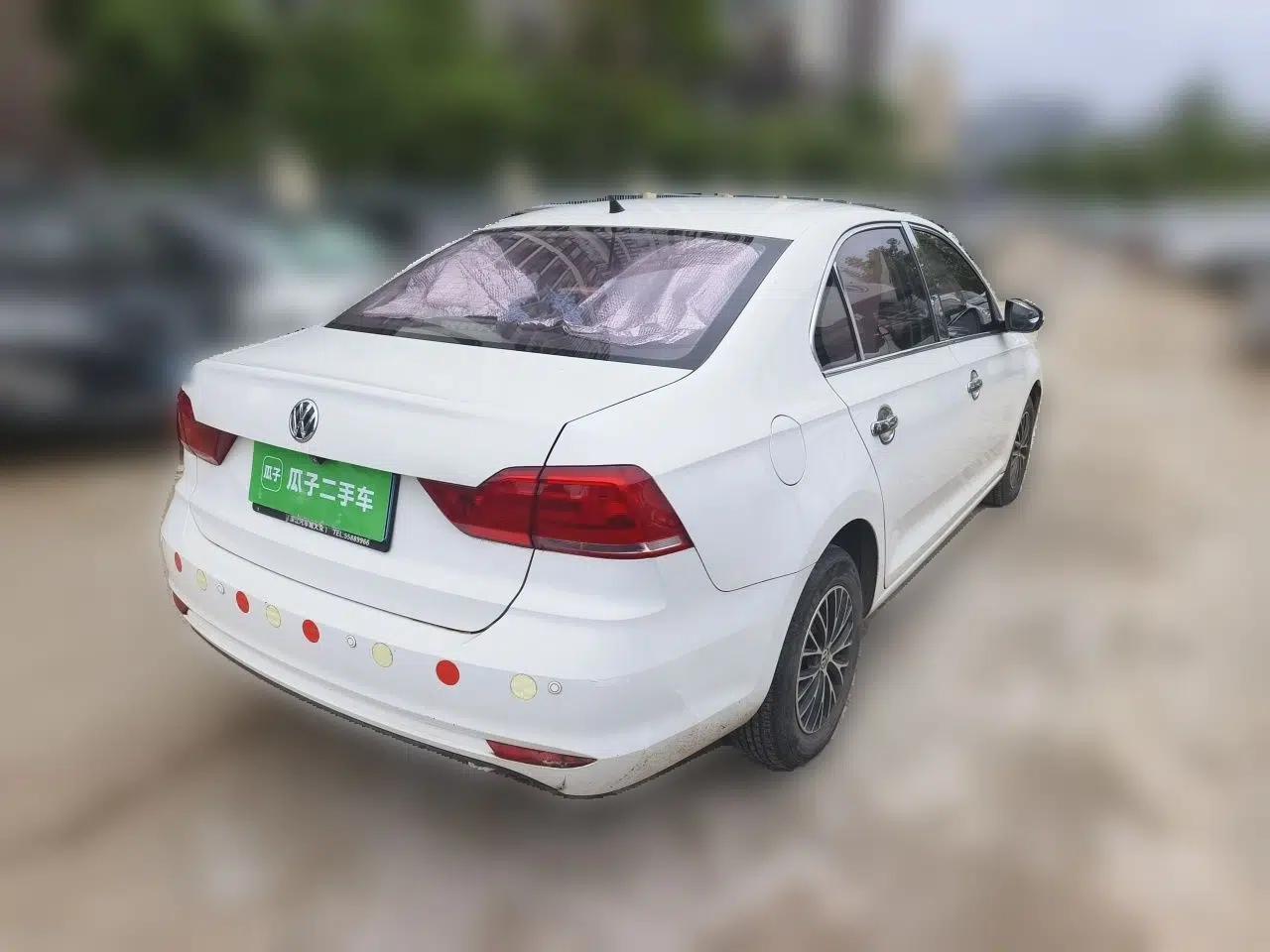 Volkswagen Santana 2016 1.6L Manual Fashion Edition — миниатюра 6