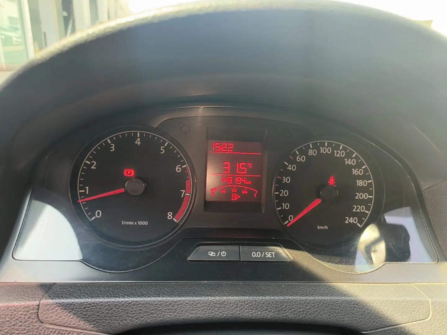 Volkswagen Santana 2015 1.4L Manual Fashion Edition — миниатюра 15