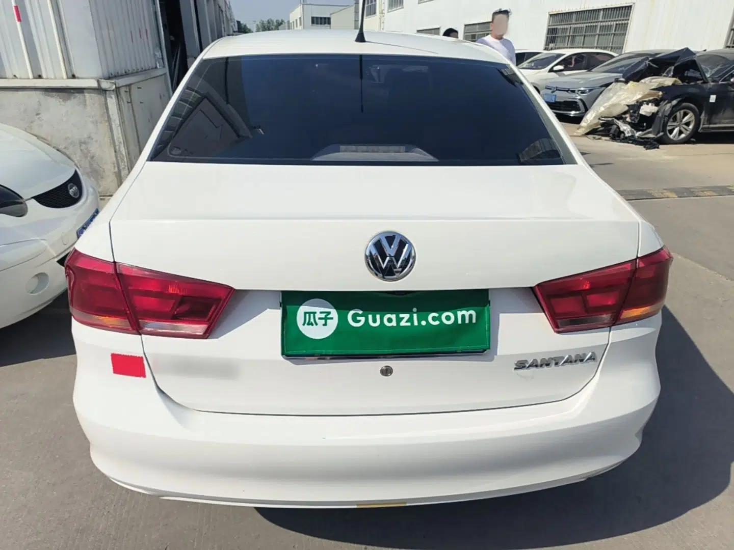 Volkswagen Santana 2015 1.4L Manual Fashion Edition — миниатюра 5