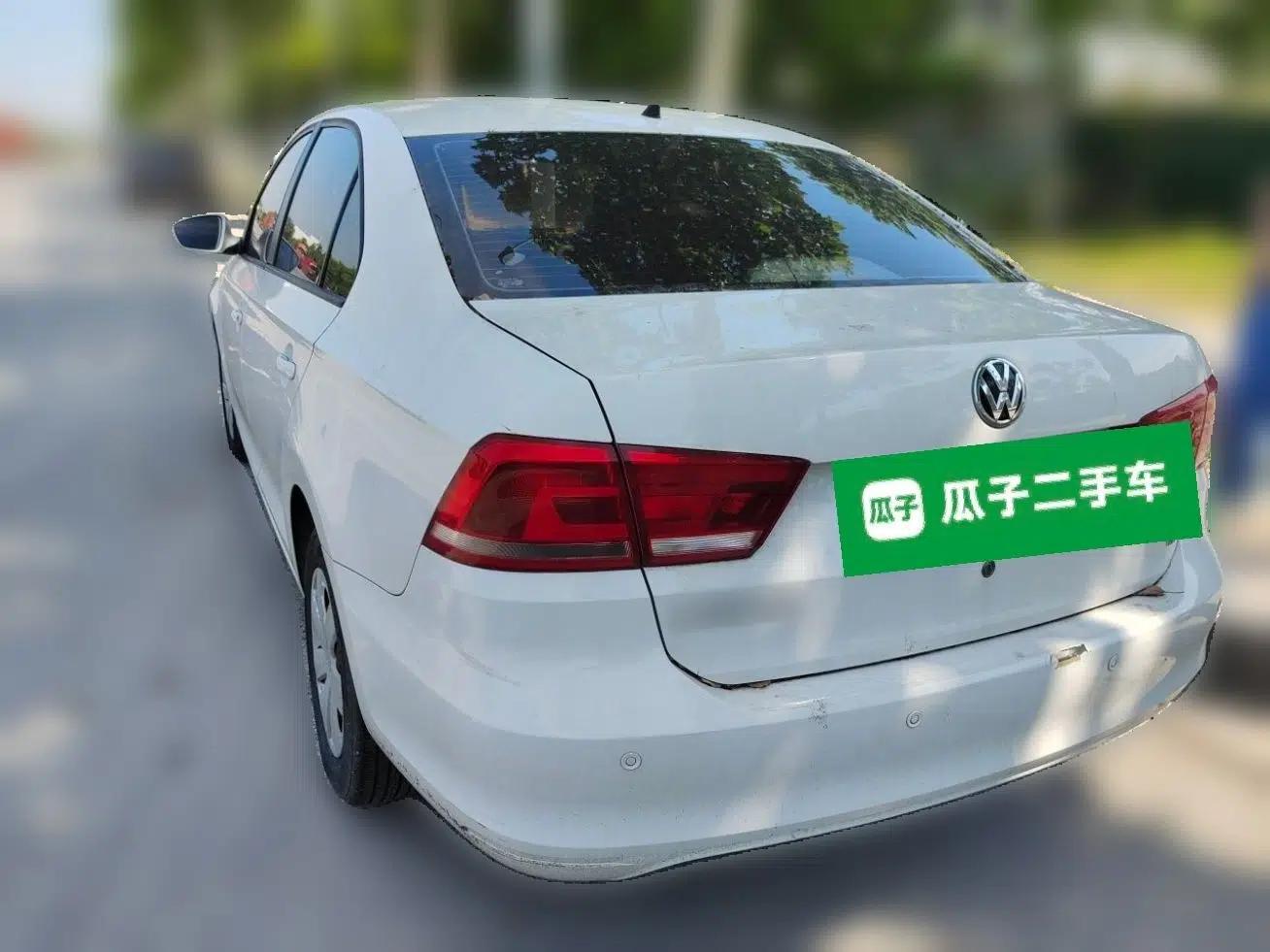 Volkswagen Santana 2013 1.6L Manual Fashion Edition — миниатюра 4