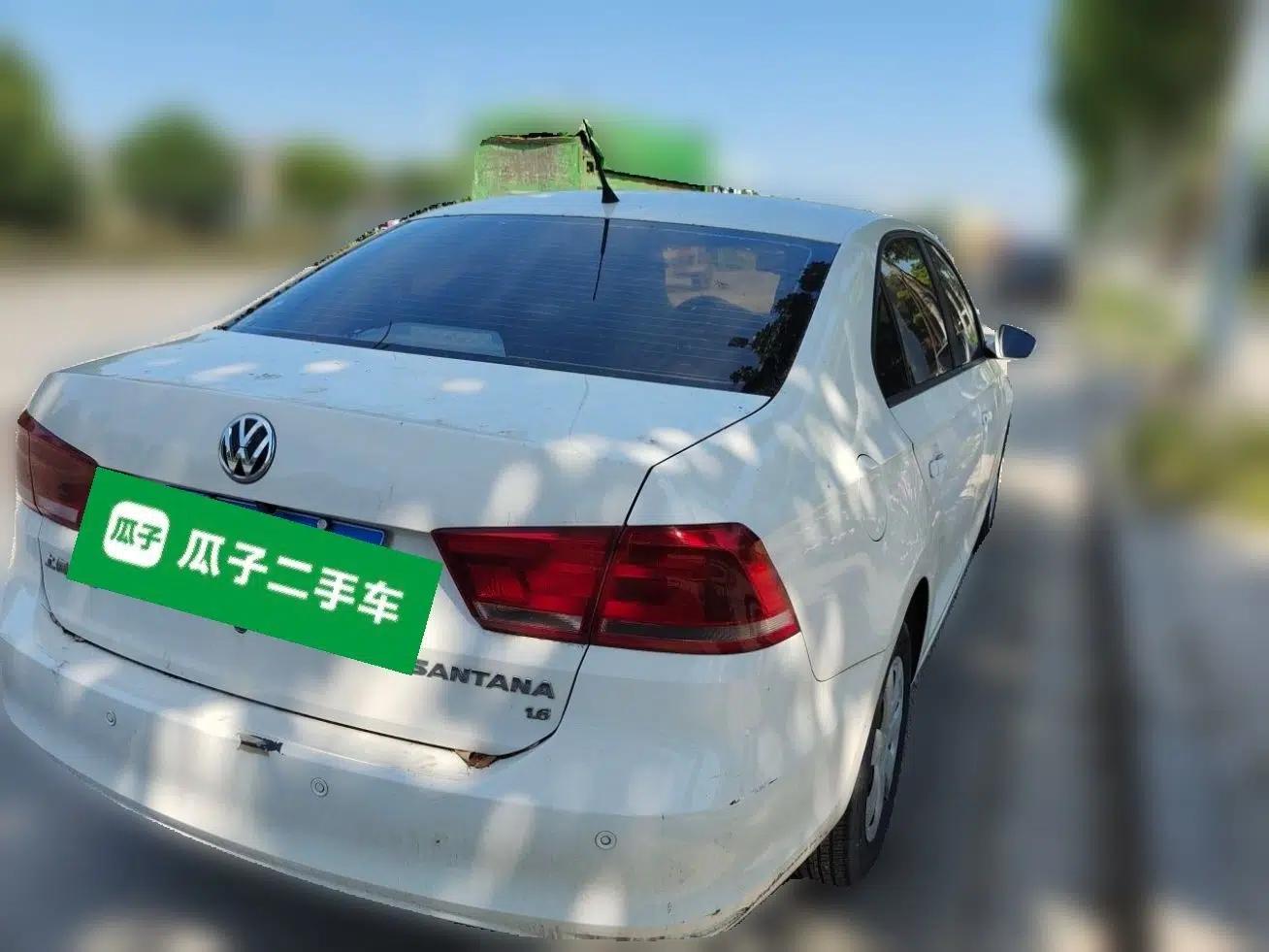 Volkswagen Santana 2013 1.6L Manual Fashion Edition — миниатюра 6