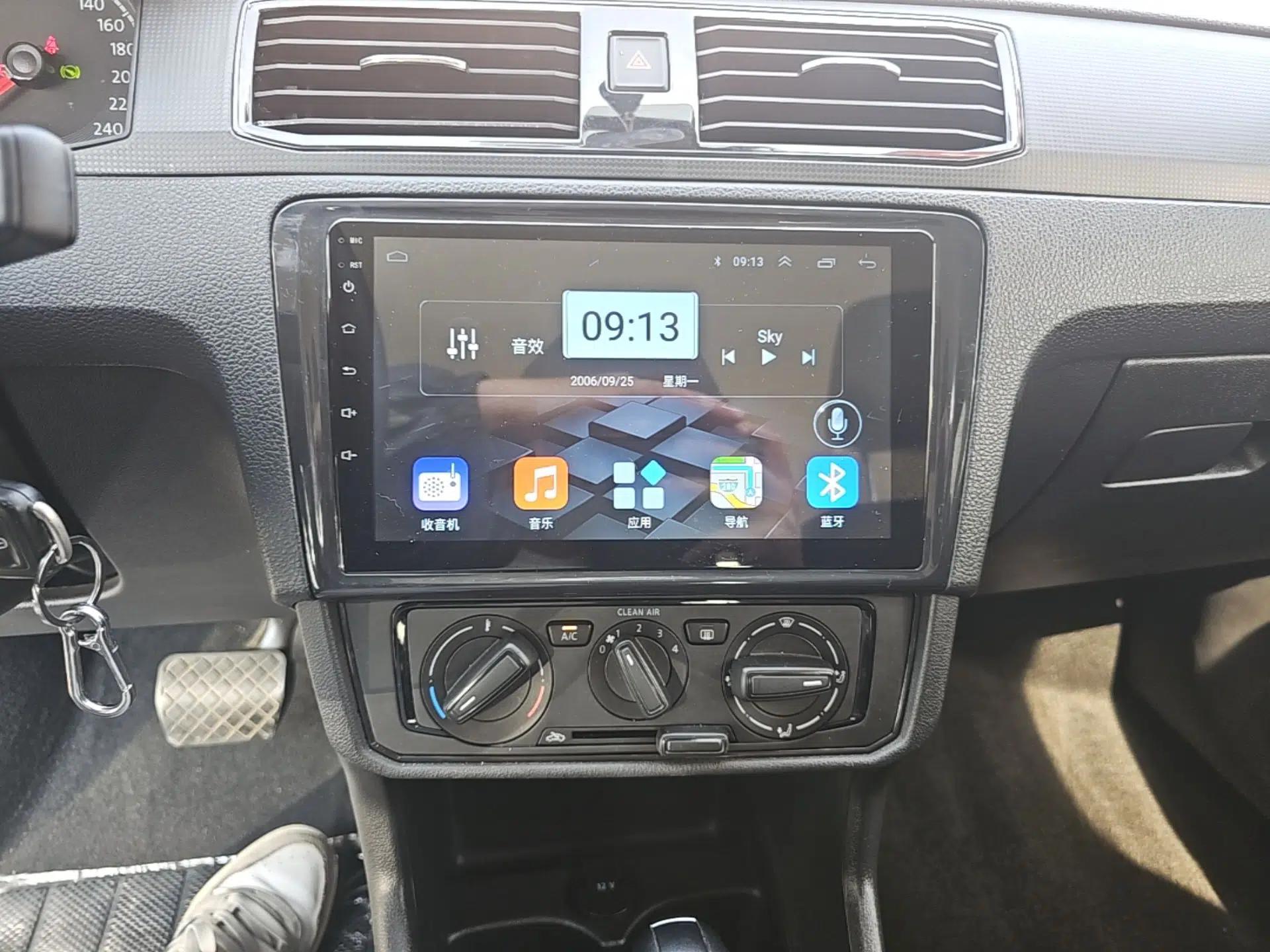 Volkswagen Santana 2019 1.5L Automatic Fashion Edition China VI — миниатюра 16