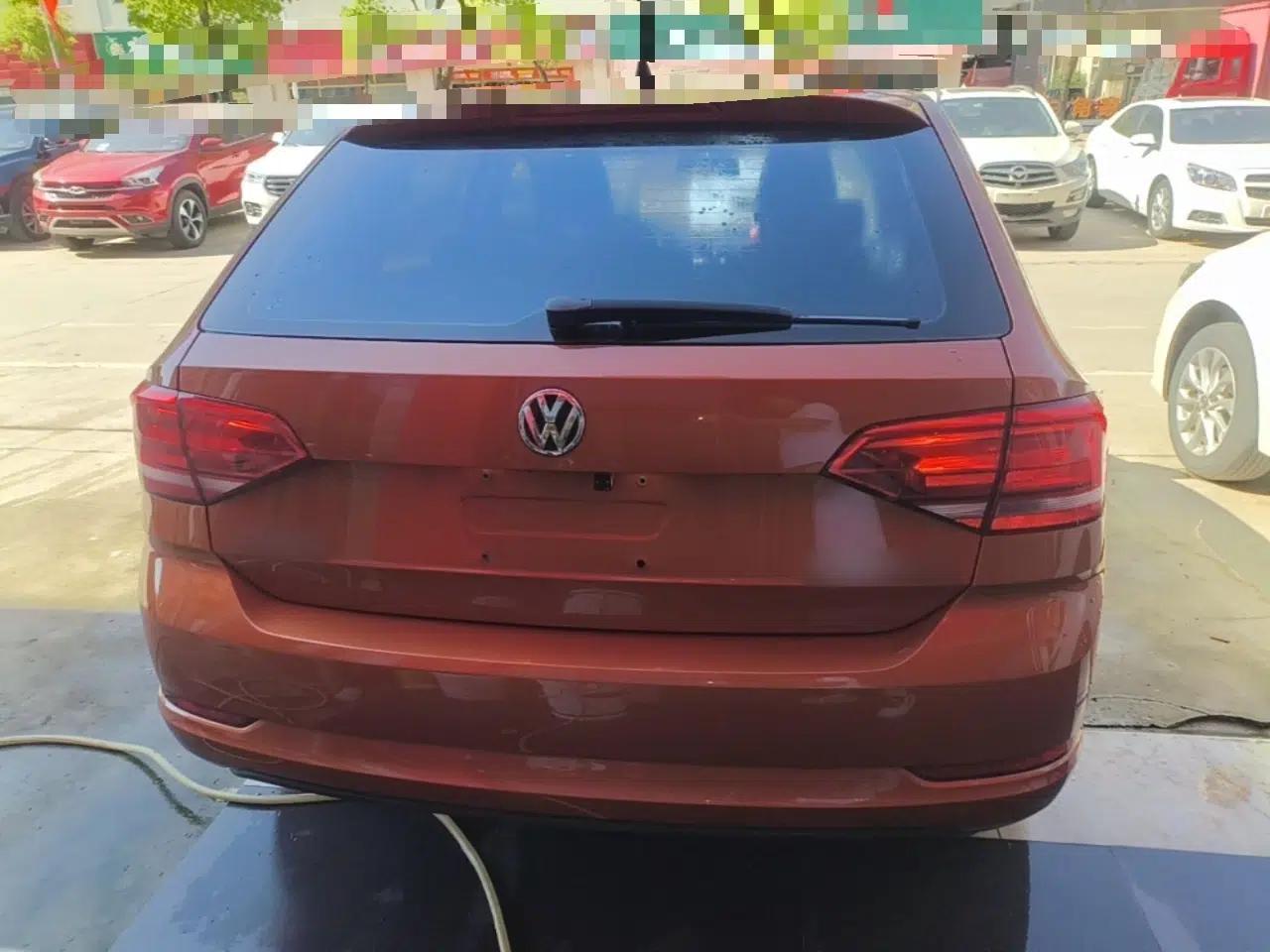 Volkswagen Santana 2015 Haval H6 1.6L Automatic Luxury Model — миниатюра 3