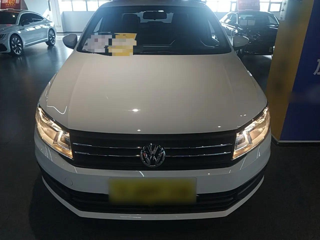 Volkswagen Santana 2021 1.5L Automatic Fashion Edition — миниатюра 2